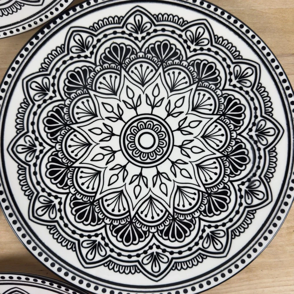 Royal Norfolk Black White Mandala Dinner Plates Set of 4 Stoneware 10.5 Inch